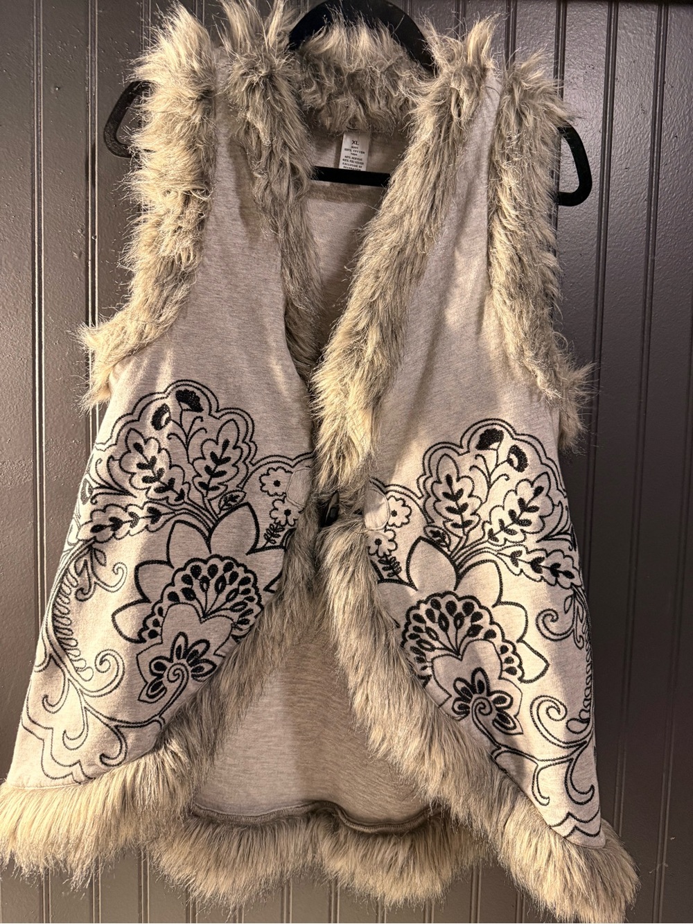 vintage sweater vest women xl Faux Fur Trim Embroidery Y2K. Vintage